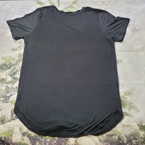 Fifth Sun Holiday Cheer Silky T-shirt size Large - Picture 6 of 6